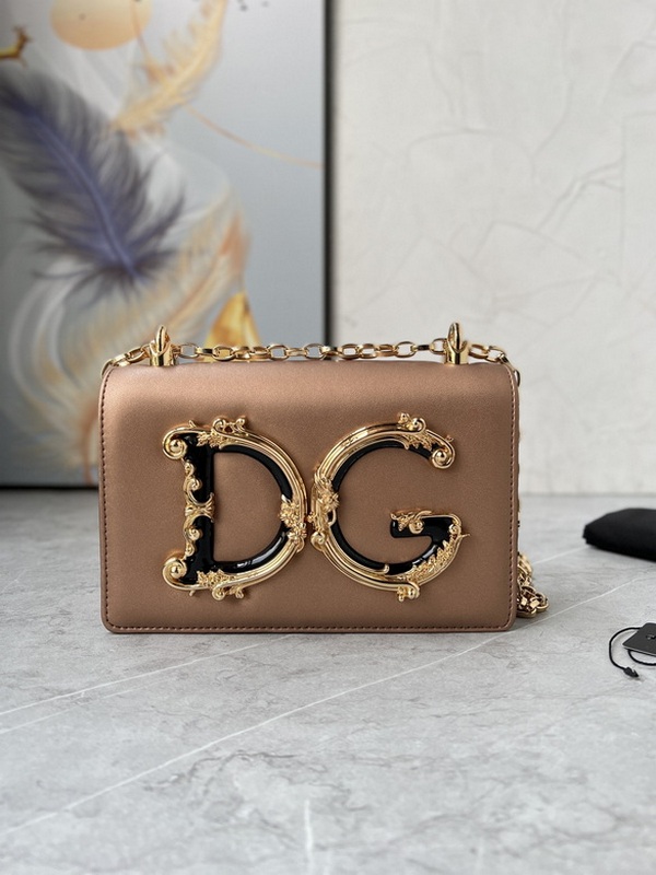 D&G Handbags 39